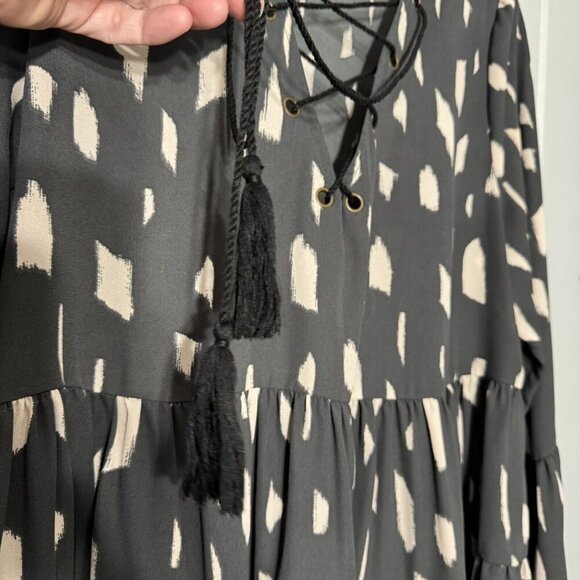 Buddy Love‎ Boho Gray Pink Top Blouse Lace Up Front Flare Bell Sleeves Size L - Picture 6 of 11